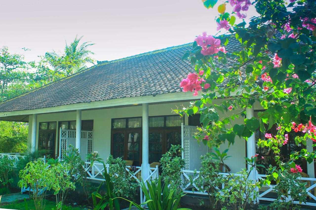 Gili Air Hotel Exterior photo